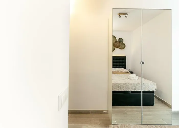 Empuria D-luxe *
